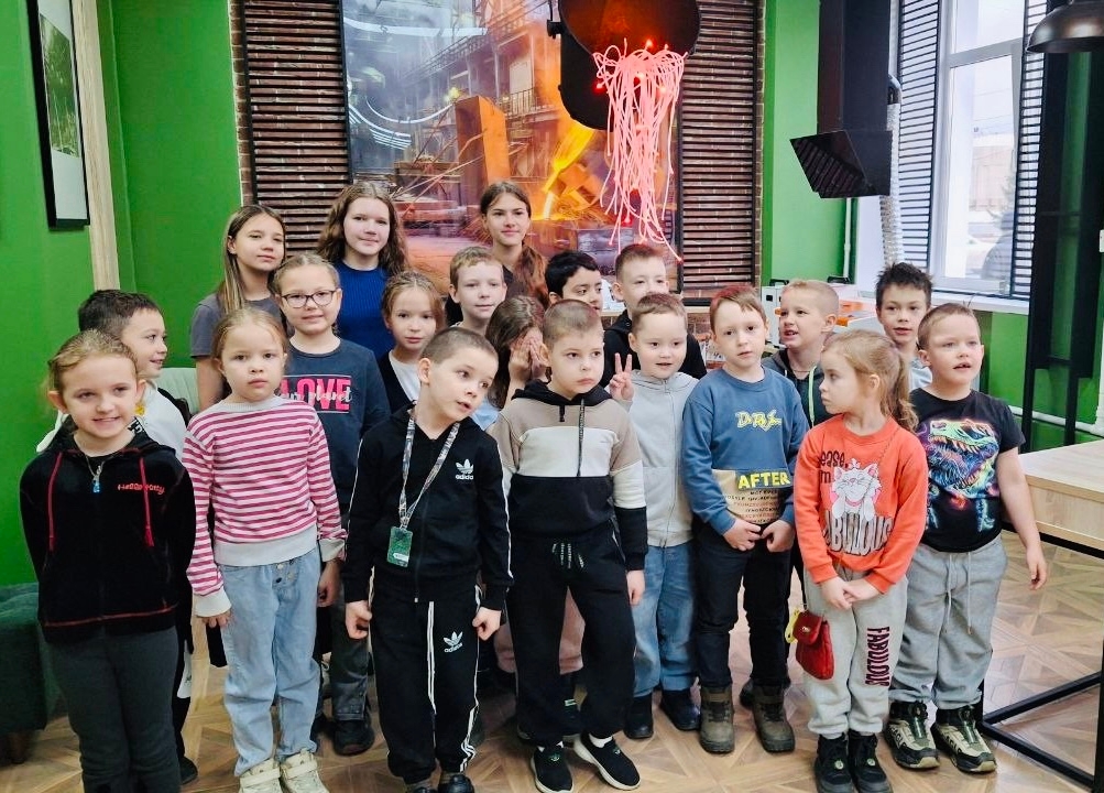 Осень начинается с книг: школьники открыли дверь новой библиотеки!